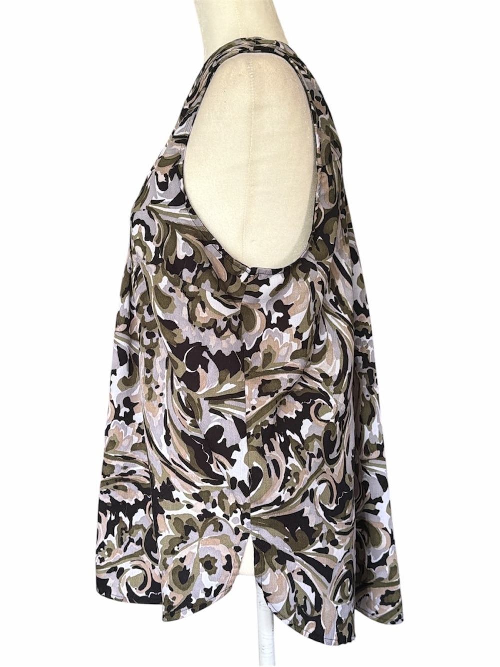 Liz Claiborne Olive Black Cream Paisley V-Neck Sleeveless Top - Picture 3 of 6